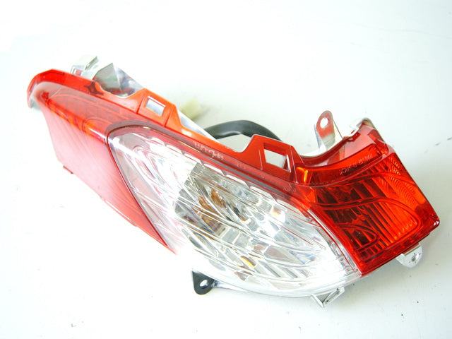 HONDA FES 125 JF12 S-WING LUZ TRASERA INTERMITENTE DERECHO TRASERO