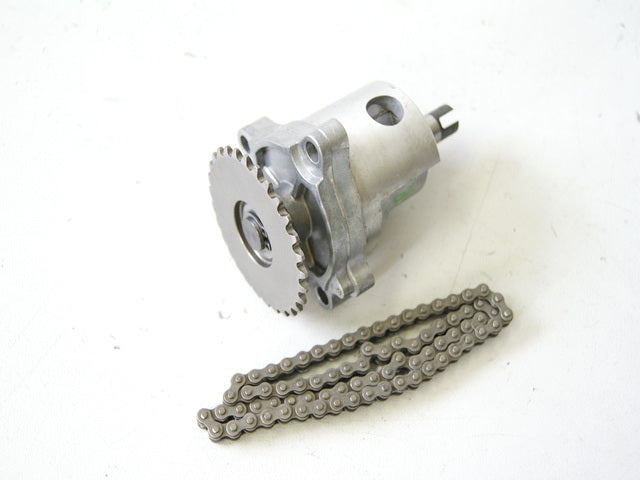 SUZUKI VL 800 WVBM INTRUDER VOLUSIA BOMBA DE ACEITE