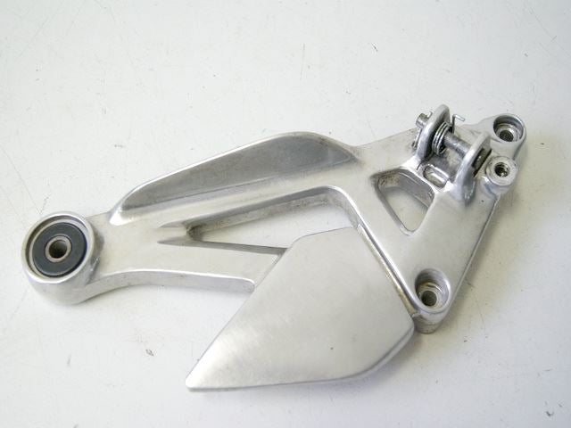 YAMAHA XJ 600 S RJ01 DIVERSION FOOTREST HANGER RIDER LEFT BRACKET FOOTREST