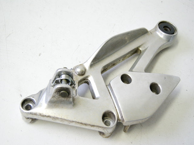 YAMAHA XJ 600 S RJ01 DIVERSION FOOTREST HANGER RIDER RIGHT HOLDER FOOTREST