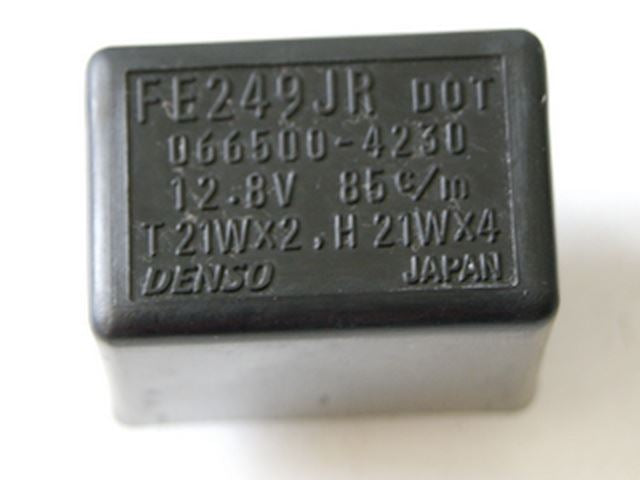 SUZUKI AN 400 BURGMAN AU FLASHER RELAY INDICATOR RELAY FLASHER UNIT