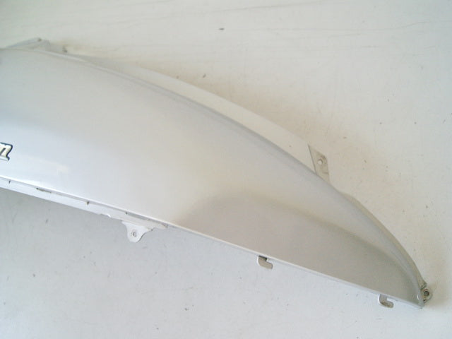 HONDA FES 125 JF05 PANTHEON CARENADO TRASERO SUPERIOR DERECHO