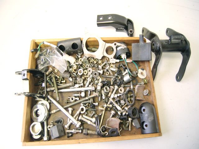 KYMCO QUANNON 125 SCREWS SMALL PARTS