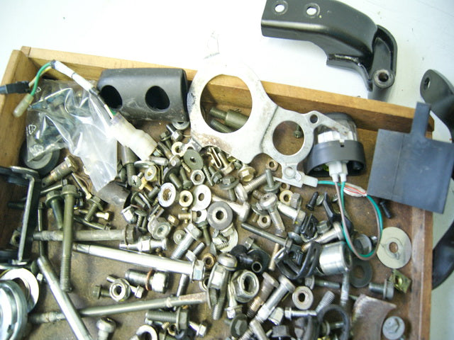 KYMCO QUANNON 125 SCREWS SMALL PARTS
