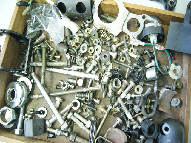 KYMCO QUANNON 125 SCREWS SMALL PARTS