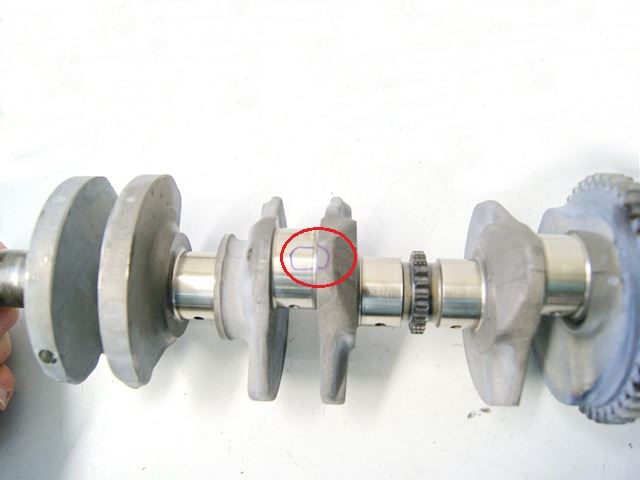 SUZUKI GSF 600 BANDIT GN77AB KURBELWELLE CRANKSHAFT
