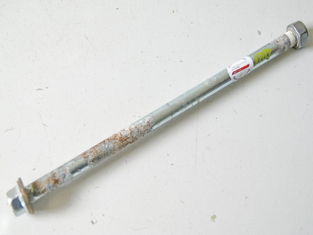 YAMAHA XV 125 VIRAGO SWINGARM AXLE PIVOT SHAFT SWING ARM