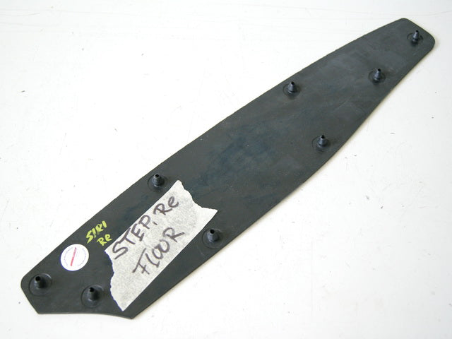 HONDA FES 125 JF12 S-WING ABS ALFOMBRA TRASERA DERECHA SUELO