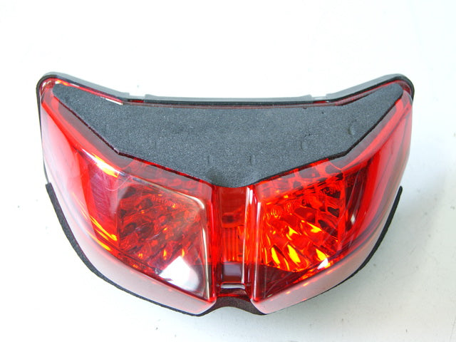 YAMAHA FZ8 N RN25 LUZ TRASERA