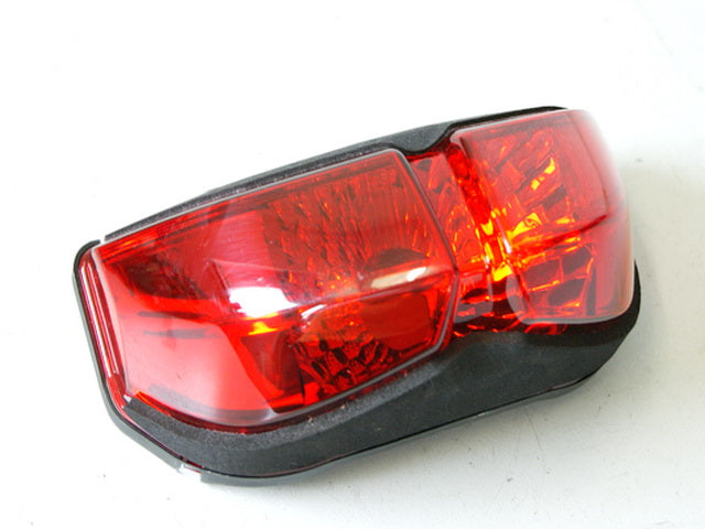 YAMAHA FZ8 N RN25 LUZ TRASERA