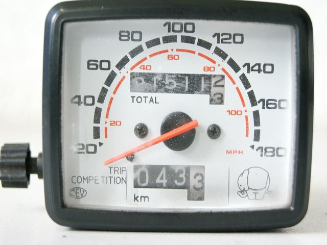 CAGIVA W16 600 2G1 CUADRO DE INSTRUMENTOS CUENTAKILÓMETROS