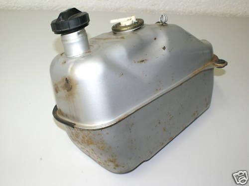 SUZUKI AN 400 BURGMAN DEPÓSITO DE COMBUSTIBLE GASOLINA