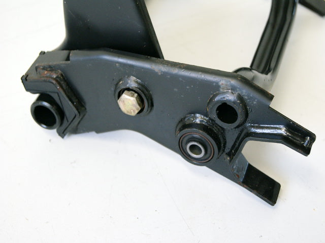 PEUGEOT JETFORCE 125 ABS VGA A2ABJD HALTERUNG MOTOR AUFNAHME HALTER