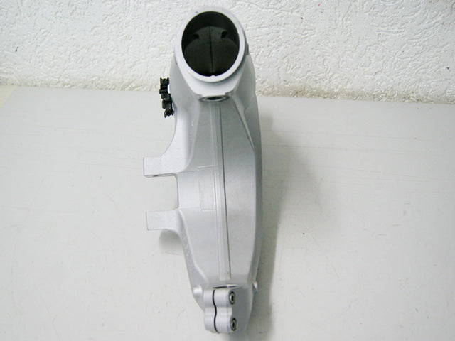 MOTO GUZZI NORGE 1200 ABS ZGULPH01 SCHWINGE SWINGARM KARDANTUNNEL
