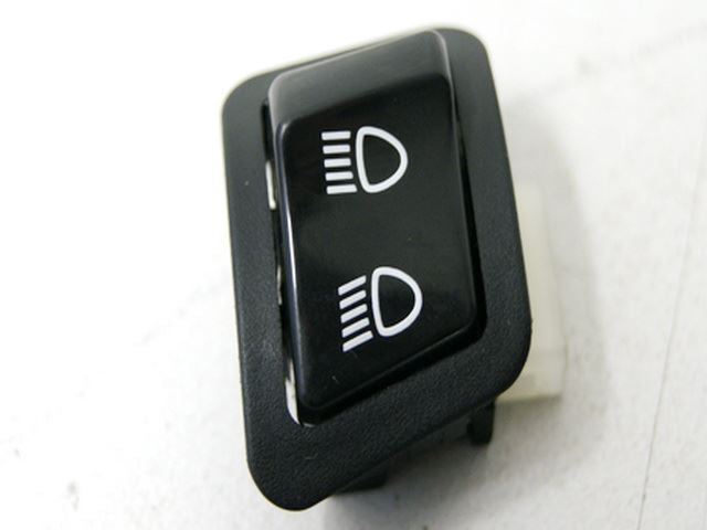 HONDA NSC 50 WH AF72 VISION LIGHT SWITCH BUTTON