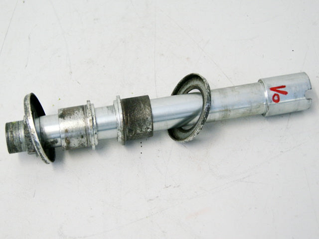 GILERA GP 800 ZAPM55 EJE DELANTERO EJE