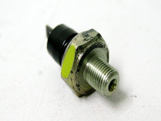 GILERA GP 800 ZAPM55 INTERRUPTOR SENSOR DE PRESIÓN DE ACEITE